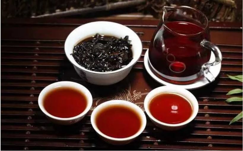 黑茶飲用有哪些禁忌？犯了禁忌黑茶有什么功效？